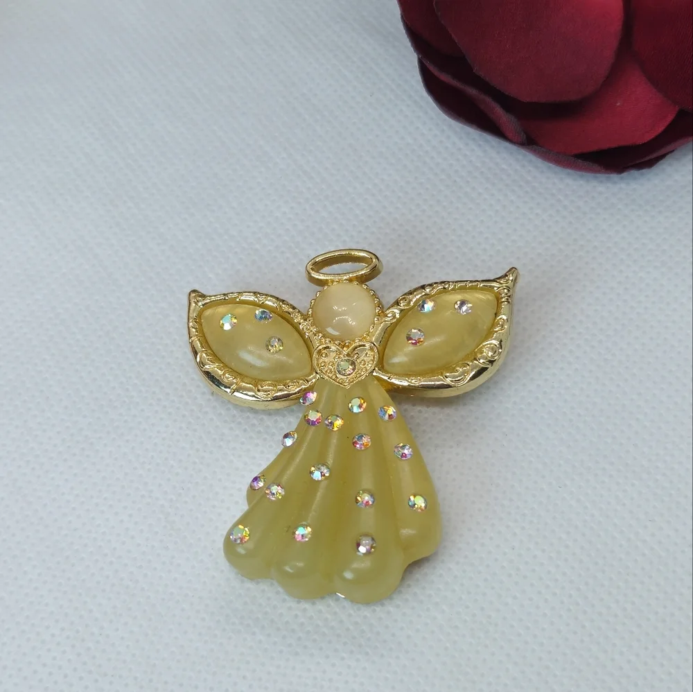 Vintage Kenneth Cole Guardian Angel Brooch Cats Eye & Lucite Aurora Borealis AB